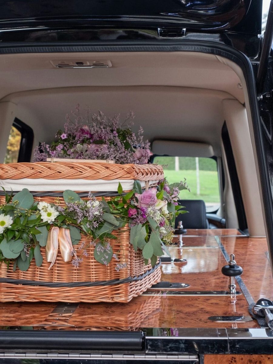 the-good-funeral-guide-DzLRoqZOYqw-unsplash